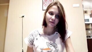 Lilly a terhes tini maca maszturbálása
