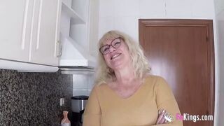 Tini csóka és a szexéhes nagymama