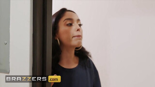 Brazzers – Vanessa Sky a óriási picsájú latin amerikai csajszika