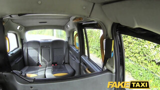 Fake Taxi - Eva Johnson kedveli a gigászi falloszt