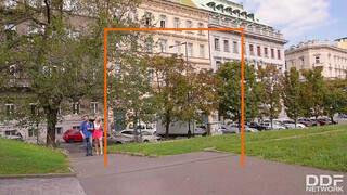 Samantha Rone duplán kap cerkát