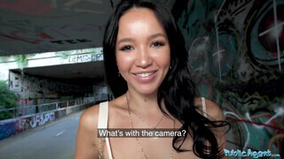 Public Agent - Asia Vargas a dögös ázsiai csaj