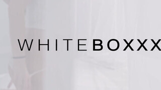WhiteBoxxx - Tina Blade a pici cickós horvát gádzsi