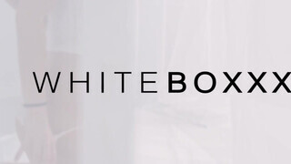 WHITEBOXXX - Chloe Lamour a gigászi mellű milf