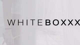 WhiteBoxxx - Darcia Lee a óriási kannás magyar kokeró csaj