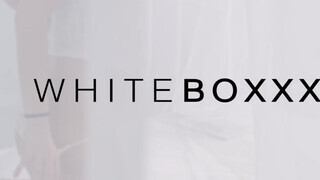 WhiteBoxxx - Blue Angel a csábos magyar gádzsi