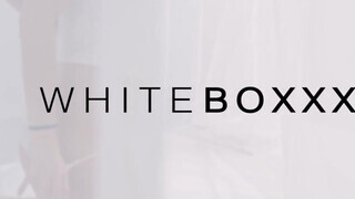 WHITEBOXXX - Darcia Lee és Nathaly Cherie édeshármasban kefélnek