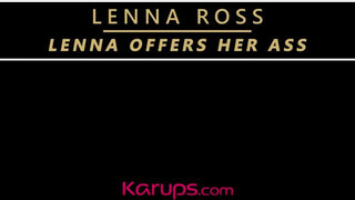 Lenna Ross feneke megkúrelva