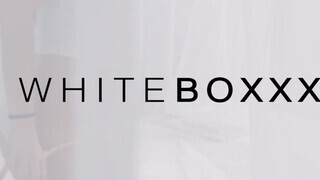 WhiteBoxxx - Vinna Reed a izgató cseh gádzsi