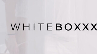 WHITEBOXXX - Sybil a gyönyörű barinő
