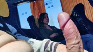 Idegen tini szopja a fazsat a buszon